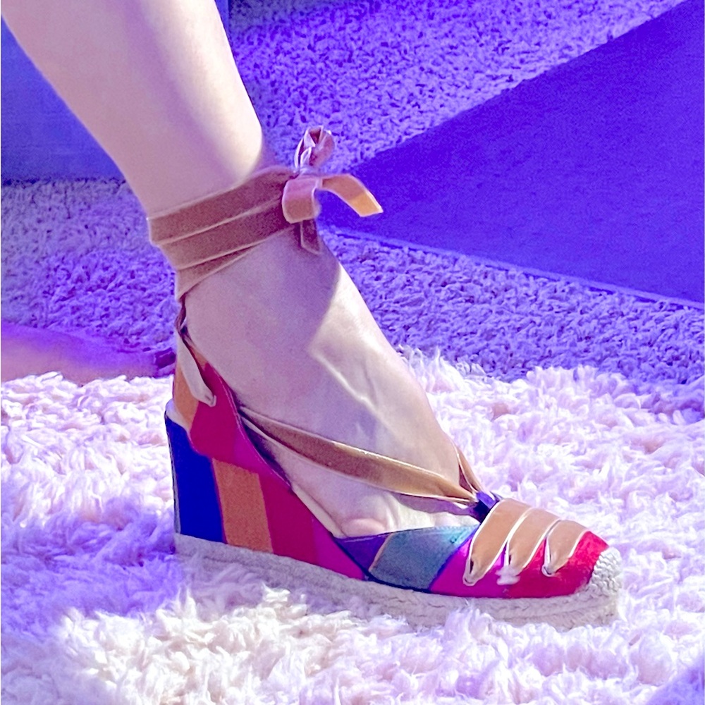 Carmen Saiz Wedge 9 made in Spain Euro 40  Silk shoe leather Velvet ankle ribbon